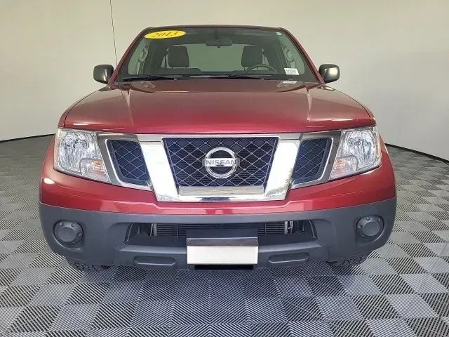 2013 Nissan Frontier S Club Cab Pickup